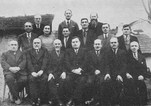 kal177.jpg Members of the committee in the year 1932 [48 KB]