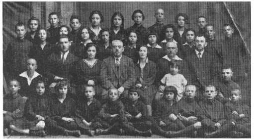 The Hertziliah Orphanage in Lida, staff and children