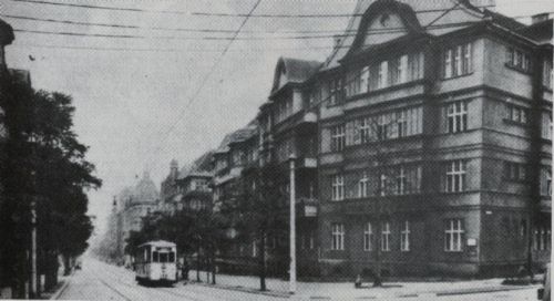 kat082.jpg A street in Katowice at the beginning of the 20th century [27 KB]