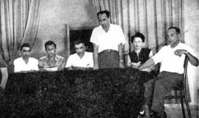 Presiding Committee At The Memorial Assembly In Tel Aviv