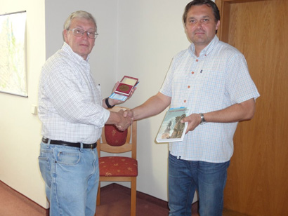 Marcus Hausner and vice mayor of Kojetin