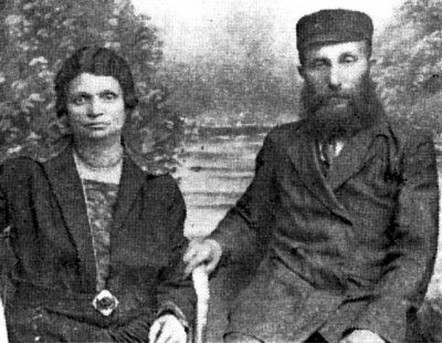 dro209.jpg Shmuel Shlomo and Bracha Grodis [34 KB]