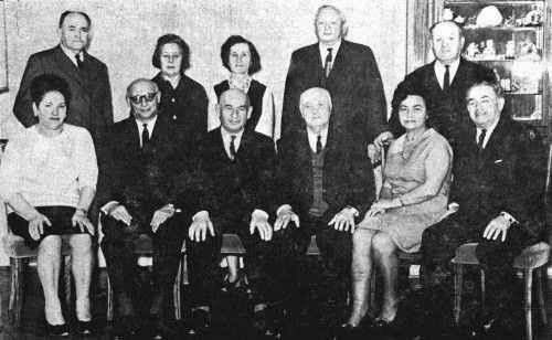 kry352b.jpg  1963 Fellow Krynkers committee in Buenos Aires