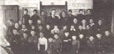 Class B or 2nd Grade, Tarbut School