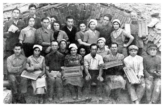 Factory of roof tiles and burned roofs of Dodel Dizner (Dizengof)