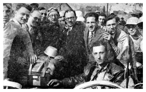 Sos595a.jpg [29 KB] - The Sosnowiec Maccabi bicycle team on making their aliyah