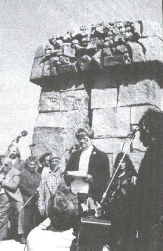 Chaika Grossman z''l in Treblinka 1991