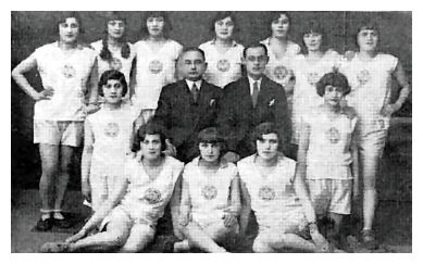 zgi316.jpg A group of girls of the Maccabee sport organization [24 KB]
