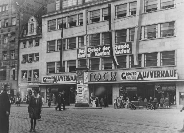 Ladies' ready-to-wear store Adolf Stock at Ludwigstrasse 4-8 in 1930