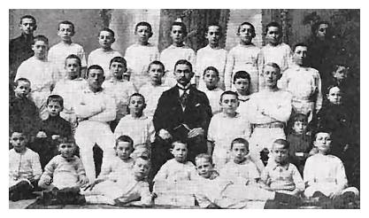zgi292.jpg A group of children of the sports organization (1916) [26 KB]