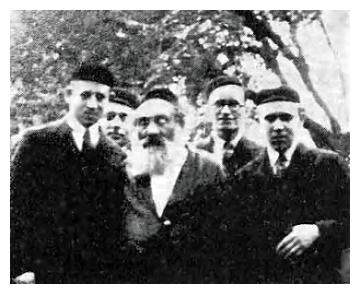 zgi372.jpg Rabbi Yitzchak Mendel Cohen [22 KB]