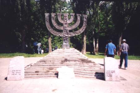 Babi Yar monument