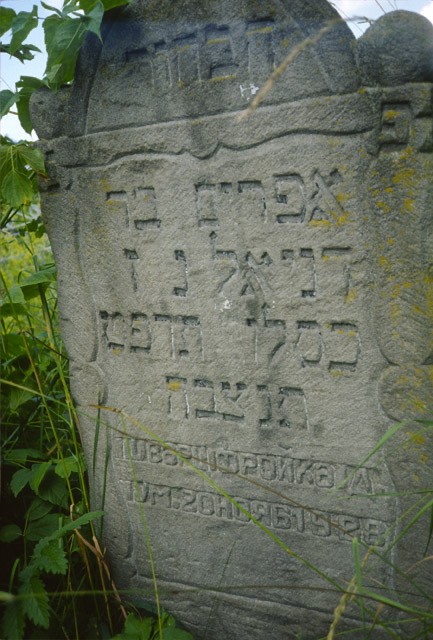 VM114758