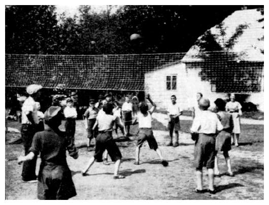 brz119.jpg -  Brzeziner Jewish children in a sports competition