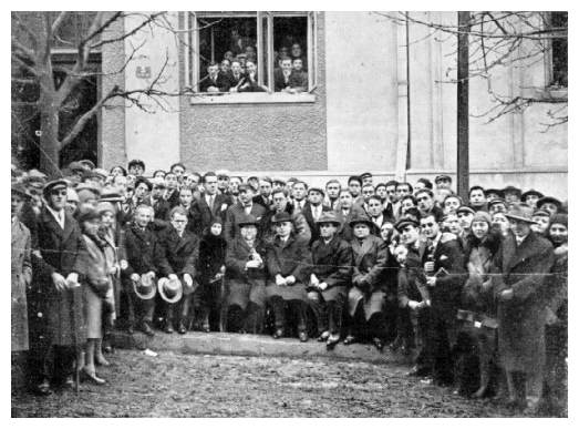 b1_100b1.jpg [41 KB] - Nahum Sokolow in Czernowitz (1929)