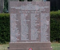 nat002s.jpg [14 KB] - Monument placed in the Cronenbourg-Strasbourg cemetery