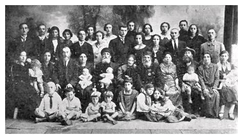 rok066c.jpg [30 KB] - The Davidovitch(itz) family