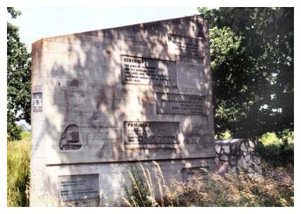 so907bs.jpg [25 KB] - Cemetery memorial stone