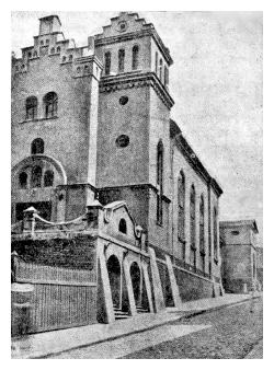 [23 KB] The Great Synagogue in the year 1936 (Pinkas Bendin, page 136)