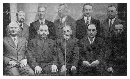 Bed-097.jpg [27 KB] - The managing committee of the Retailers Union in 1937