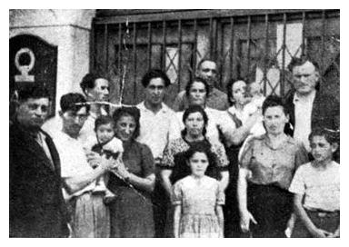 byt593.jpg [24 KB] - A group of Bytener refugees in a D.P. Camp in Austria