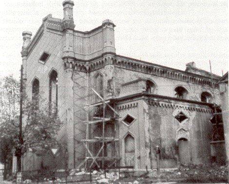 The restored synagogue, now a district library