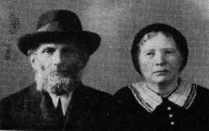 Berke Zholty and his wife Chaya Rachel