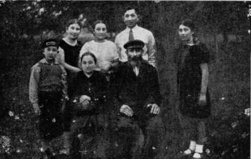 Tuvia Goldberg and his wife Rachel