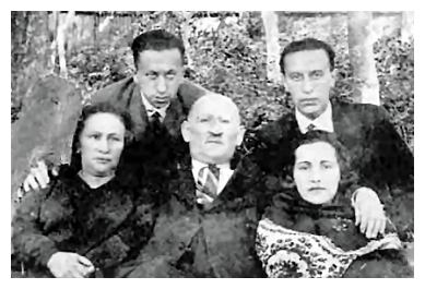 zgi686.jpg The Zilberberg Family  [25 KB]